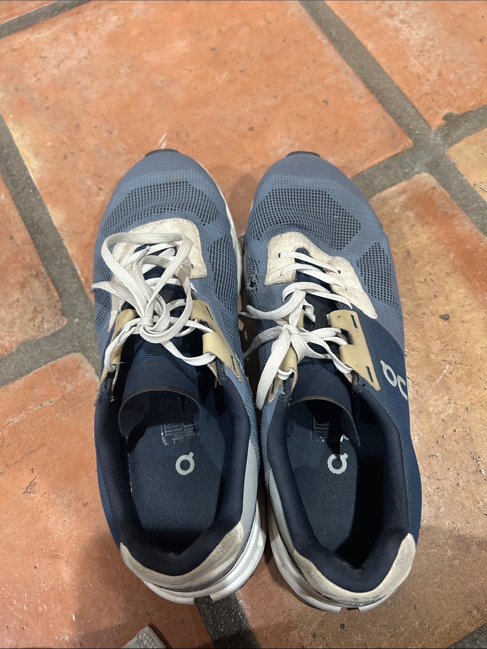 On Running Men's Navy and White Athletic Running Shoes - Picture 11 of 11